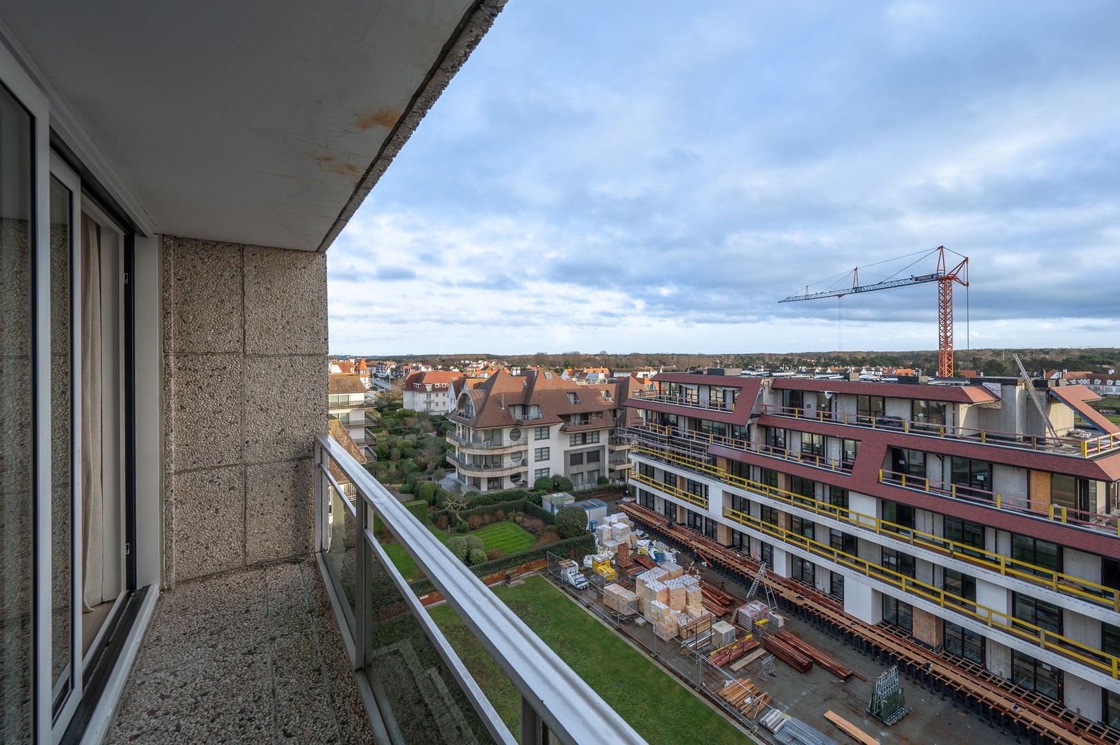 Magnifiek appartement te koop op een toplocatie bij Immo Knokke Real Estate. 
