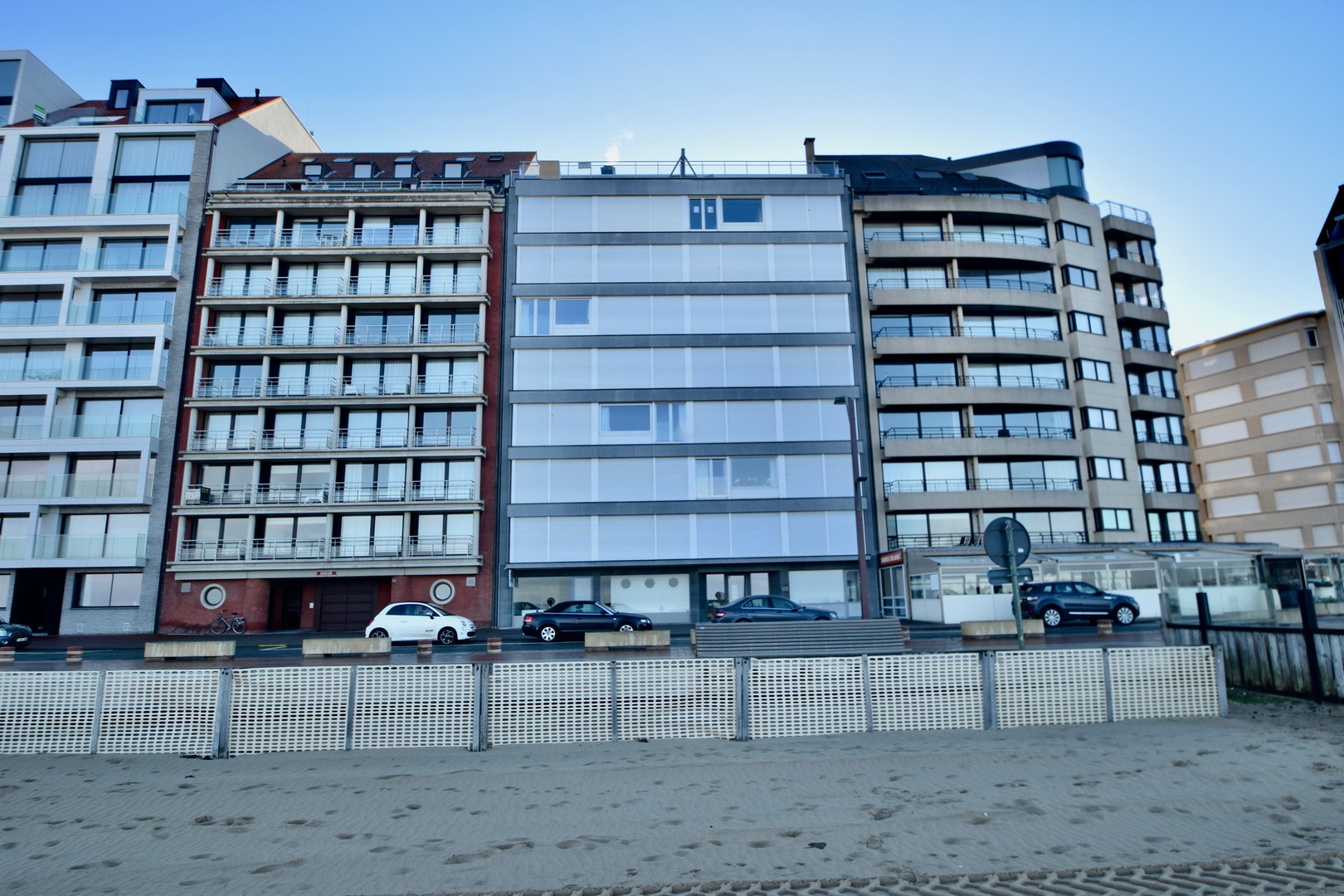 Te koop prachtig gerenoveerd appartement bij Immo Knokke Real Estate