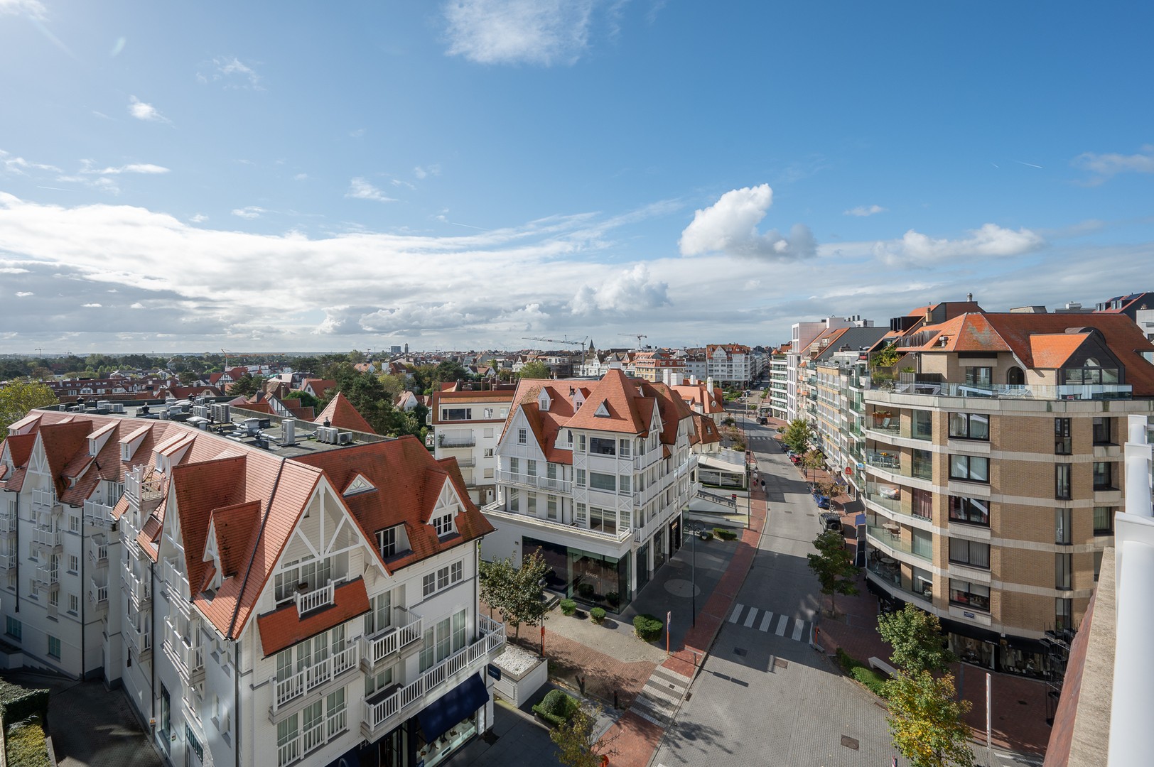 Te koop bij Knokke Real Estate appartement uitzicht