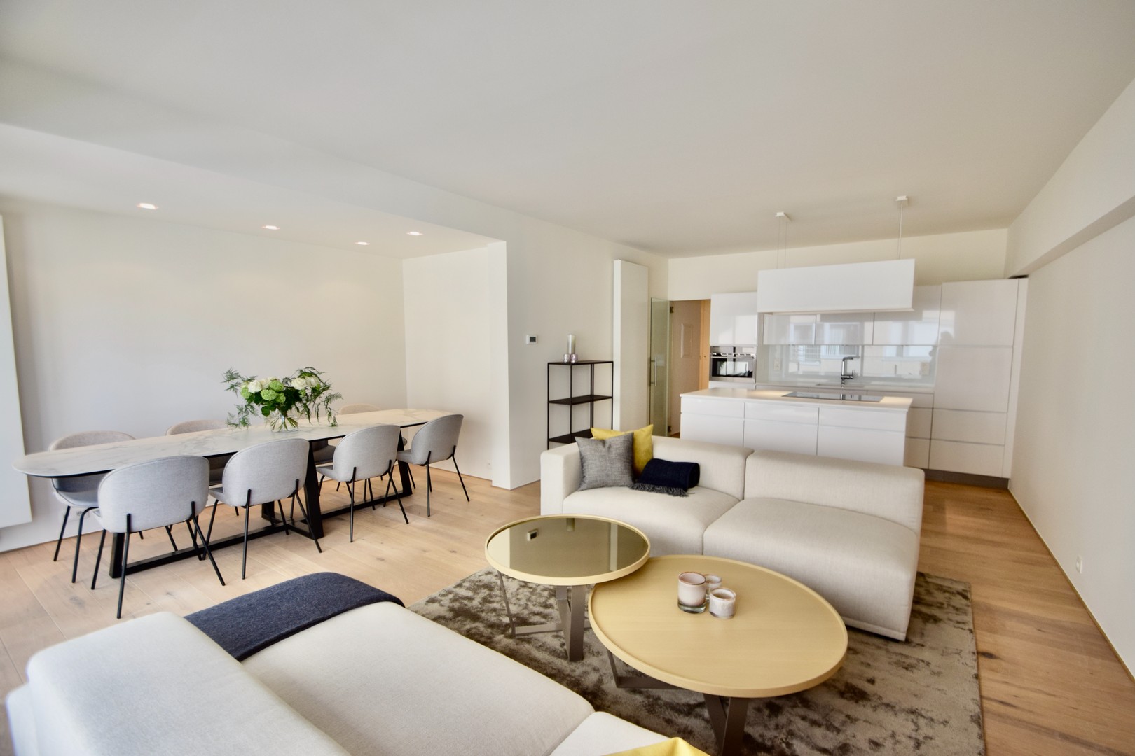 Te huur Knokke Real Estate appartement in de Golvenstraat te Knokke