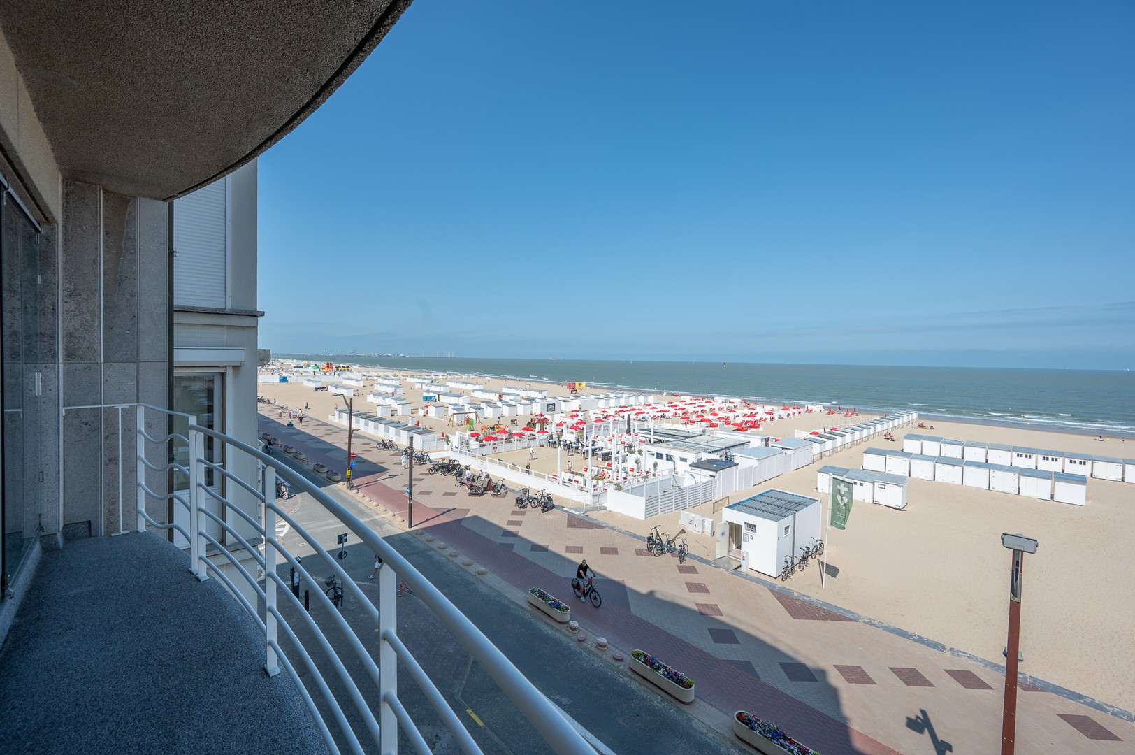 Te koop Knokke Real Estate zeedijk Knokke