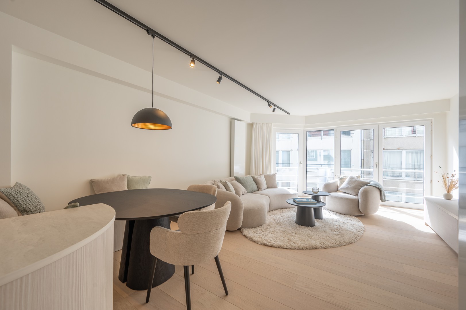 Appartement met zijdelings zeezicht te koop bij Knokke Real Estate